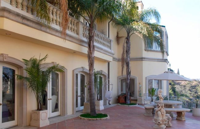 The Stradella Court Mansion - Photo 39