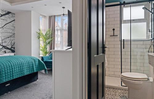 3b Roman View, Beautifully appointed, apartment with 2 en-suite bedrooms in great Roundhay location, Netflix, off street parking & EV charging - Foto 13