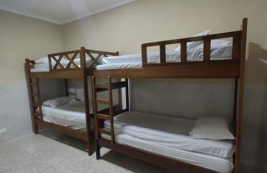 Casa para Famílias e Grupos com Ar-condicionado, Churrasqueira e estacionamento próximo em Praia Grande - Foto 59