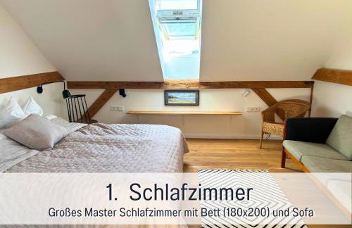 Landloft Linum - Ausgebaute Scheune mit Aussicht, Naturpool, Kamin, Sauna, Luxusausbau, handverlesene MidCentury Möbel & Kunst - Photo 35