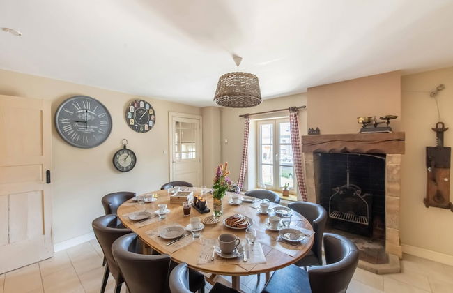 Welcoming Holiday Home in Vresse-sur-semois With Terrace - Photo 30