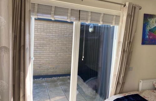 Homely & Warm Trumpington House w Parking, 5 mins drive to Bio Medical Campus, Addenbrooke's & Papworth hospitals - Foto 25