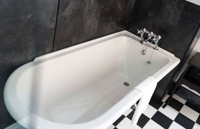 Thatched Cottage - hot tub BBQ and Pool Table - Foto 62