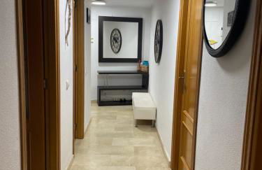 Traveler's Beach Apartment with sea view, free coffee & parking - Photo 10