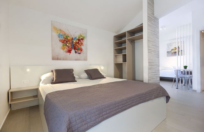 Stipe Residence - Photo 26