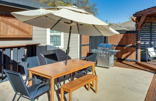 Game Room and Fire Pit Family-Friendly Aubrey Home - Foto 21