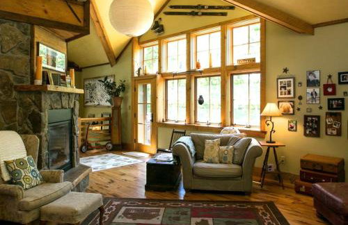 Private Rustic Cabin with Ski-In and Ski-Out Access in Jackson, New Hampshire - Foto 11