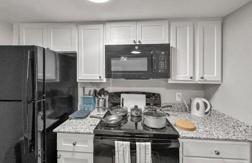Comfy 1BR 1BA Retreat Near Dallas North Tollway - Foto 12