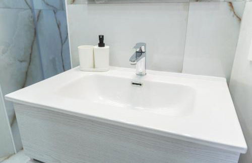 Paradise House - Photo 25