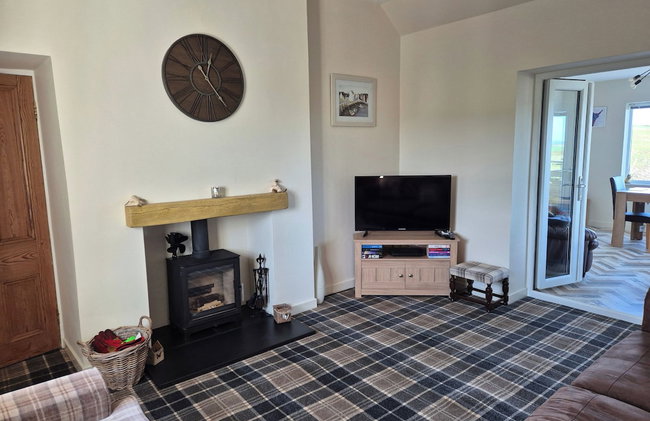 Beautiful 2-bed Semi Rural Cottage Enclosed Garden - Foto 14