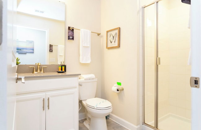 Magnificent 5Bd w/ Pool Close to Disney @Storey Lake 4800 - Foto 83