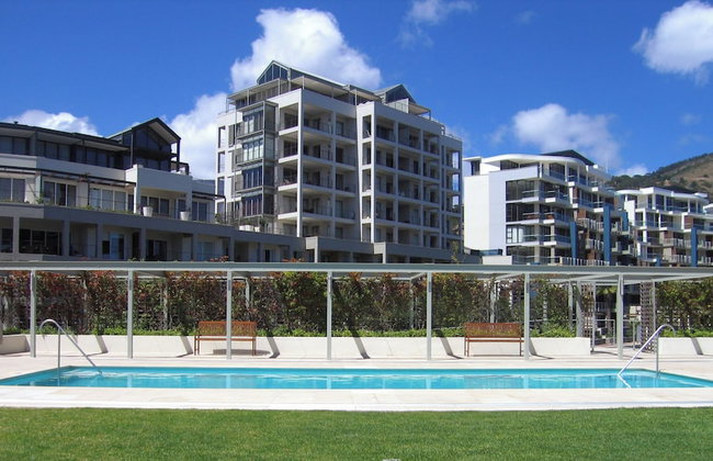 One Bedroom Apartment - Fully Equipped Waterfront Based - Photo 6