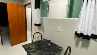 Ap de 2 quartos com ar e Wi-Fi - Foto 2