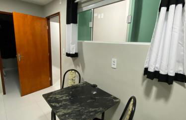 Ap de 2 quartos com ar e Wi-Fi - Foto 2