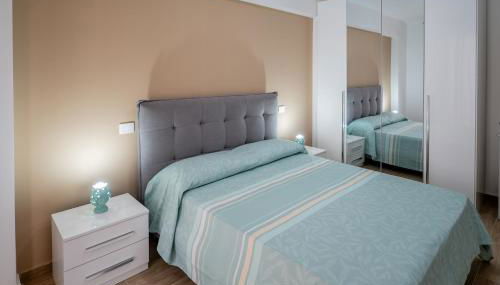 Portside Home - Foto 1, wardrobe