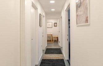 Loft and Light in London - Photo 9