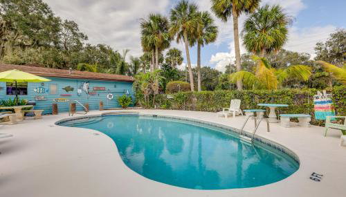 Steps to Lake Okeechobee Cabin with Pool Access! - Photo 3