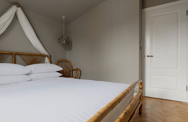 Brewster Gardens IV by Onefinestay - Photo 1