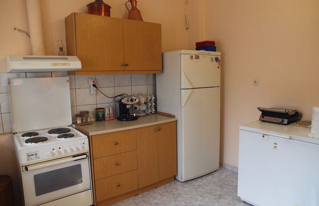 Charming Trikala Apartment With Garden & Central Heating - Foto 16