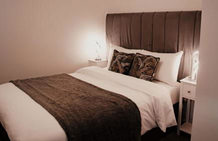 Royal Chambers Serviced Apartments - Photo 97