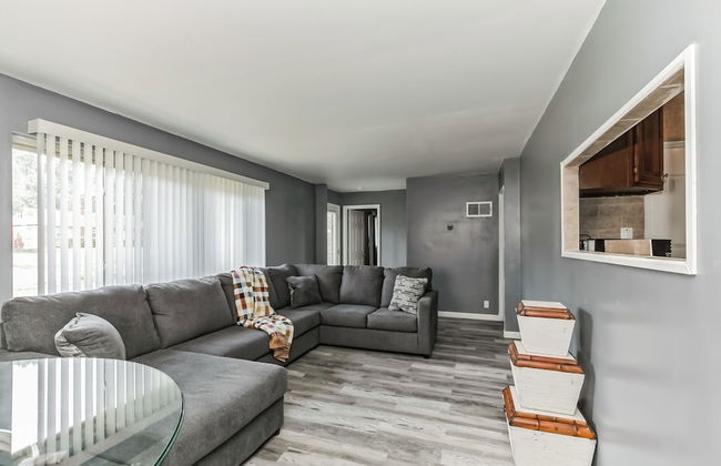 Cozy Retreat In Cincinnati 3 Bedroom Home by RedAwning - Foto 17