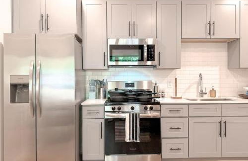 Comfy 1B1B - Medical District - Love Field Airport - Foto 10