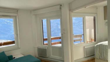 Les Ménuires - Appart 2 pièces 4 pers - Balcon plein SUD - Ski aux pieds - Foto 3