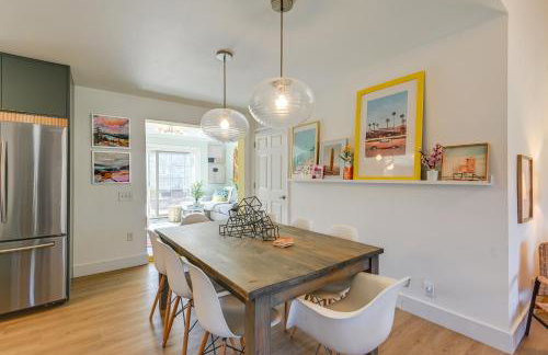 Family Home with Furnished Deck in Fairview! - Foto 6