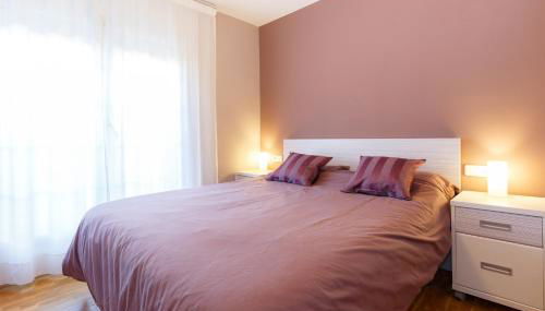 LetsGo Sagrada Familia Penthouse - Photo 2