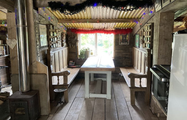 Outstandingly Situated Cosy Shepherds Hut - Photo 29