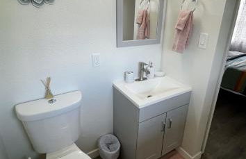 Anchorage midtown apartment- Wyoming 1 - Photo 11