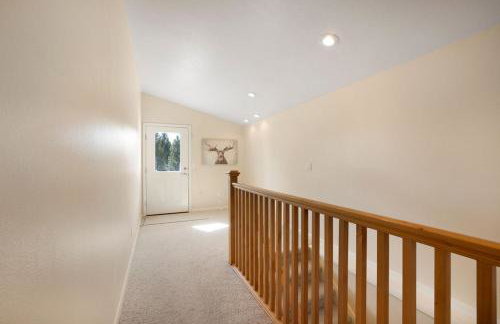 Yellowstone Adventures - Photo 4