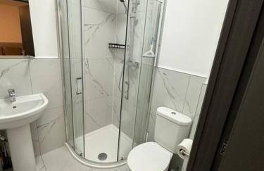 Cozy Aston Villa Studio - Foto 9