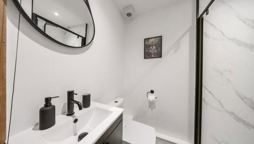 Elevated Escape - Hot tub, sauna, rooftop terrace - Foto 2