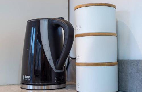 Modern & Stylish 2 Bed Home in Whitehaven - Photo 10