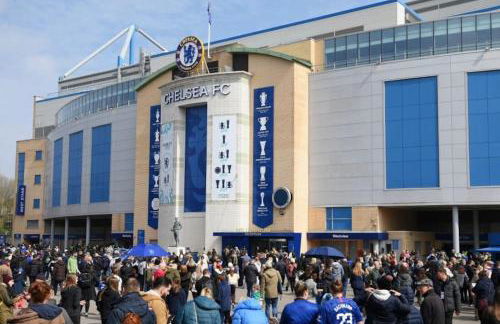 Beautiful Kensington Home with 4 beds, only 3 Minutes walk to Earls Court Station - Photo 39