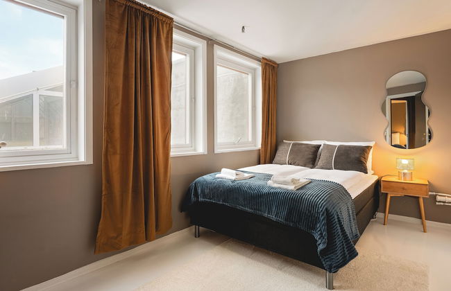 Arctic Homes - Downtown Penthouse - Photo 1