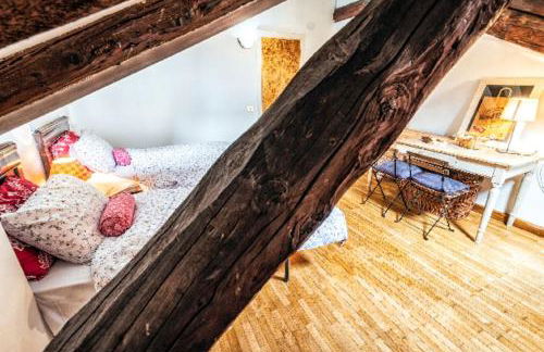 Loft overlooking the old town . - Foto 41