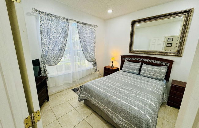 7/6.5 Beautiful Vacation Home With Private Pool, and Much More!! - Foto 24