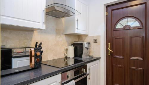 Deluxe 2 Bed Versace Bungalow Hot Tub, Sky TV, Cinema Screen Saffron Walden - Foto 3