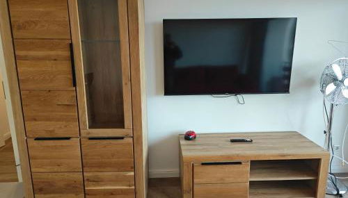 Siegen - Geisweid Work and stay Neu Modernisiert 3 Schlafzimmer Badezimmer Wohnzimmer Balkon - Foto 2