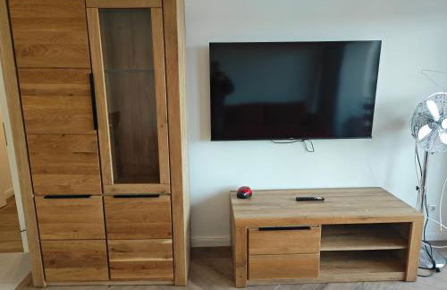 Siegen - Geisweid Work and stay Neu Modernisiert 3 Schlafzimmer Badezimmer Wohnzimmer Balkon - Foto 2