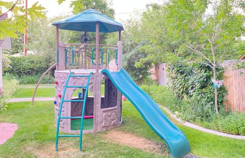 More than 100 years modern house, 3 rooms whit kids playground - Foto 19