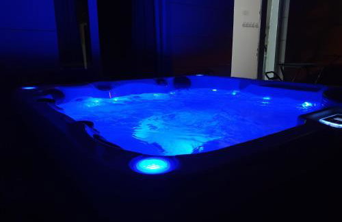 Abelia, two terraces, hot tub, free parking - Foto 10