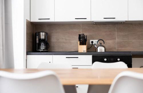 Apartments am Neuen Theater - Parkplatz nach Verfügbarkeit - Altstadt - Küche - Wifi - Powered by Ko-Living - Foto 64