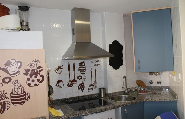 Urbanización Laguna Beach - Photo 7