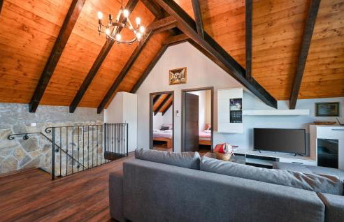 3 Bedroom Amazing Home In Lepoglava - Foto 8