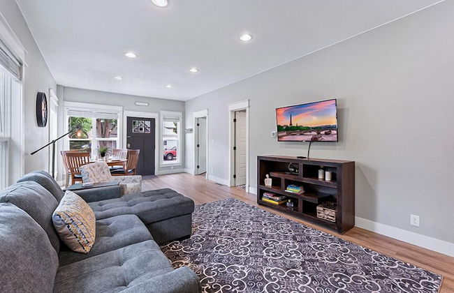 Cozy Chic Home in Downtown Loveland! - Foto 14