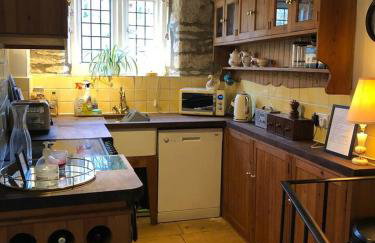 Bibury Riverside Cottage Grade II listed 6ppl - Foto 13