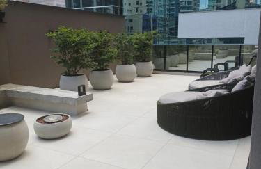 Apto em Itapema com acesso a piscinas,sendo uma aquecida e academia - Foto 30